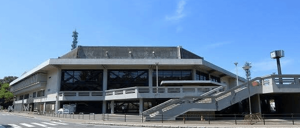 松山市民会館大ホールの座席表のキャパや見え方を画像で紹介！見やすさはどうなの？